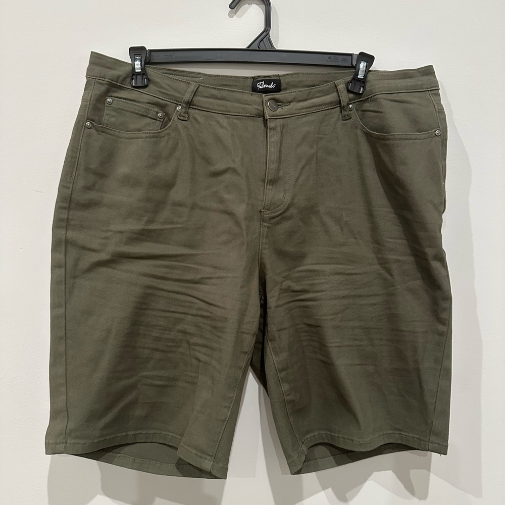 Sailormade Khaki Women's Flat Front Shorts
